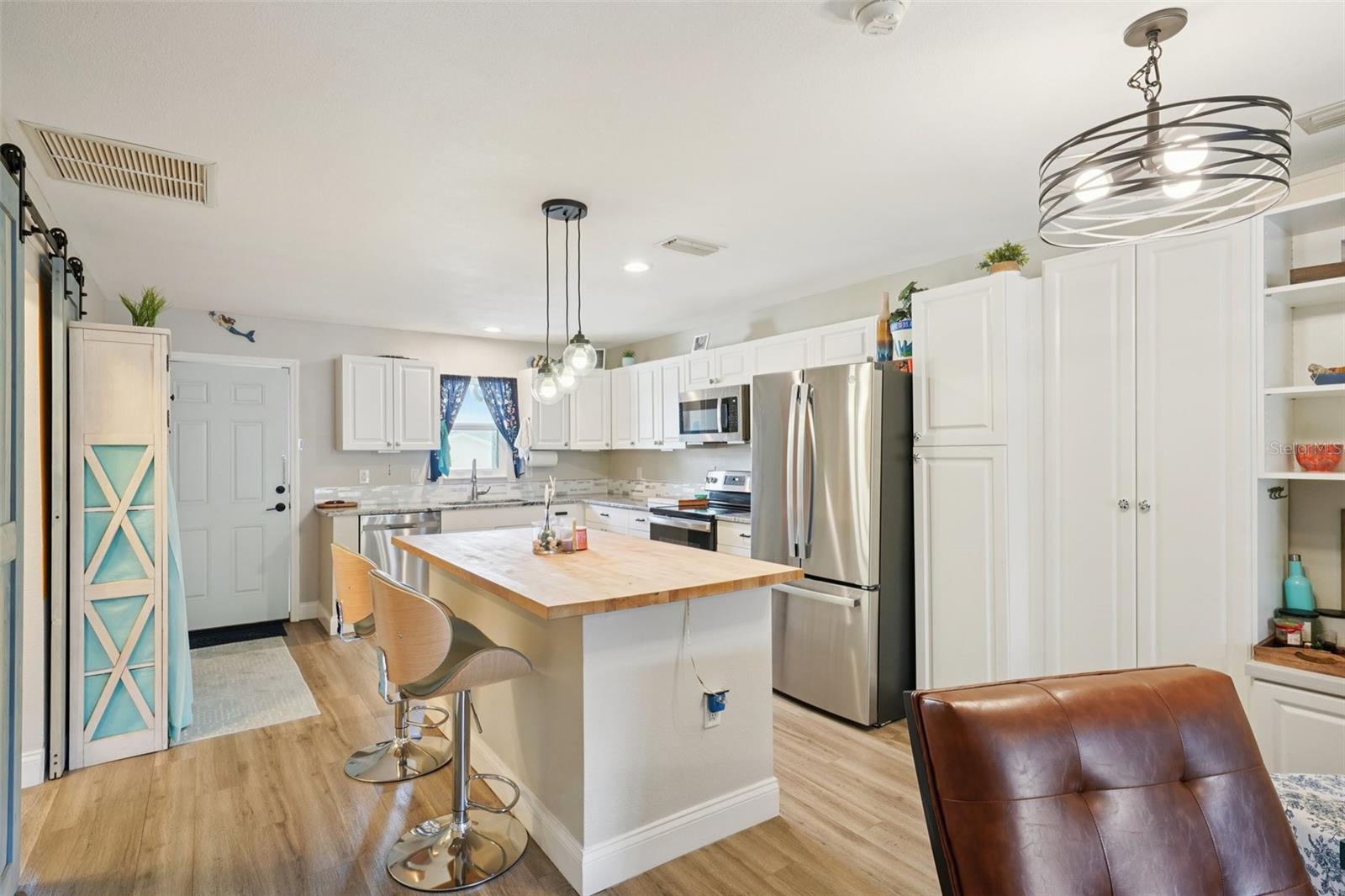 SANDALWOOD THE CONDO - Residential