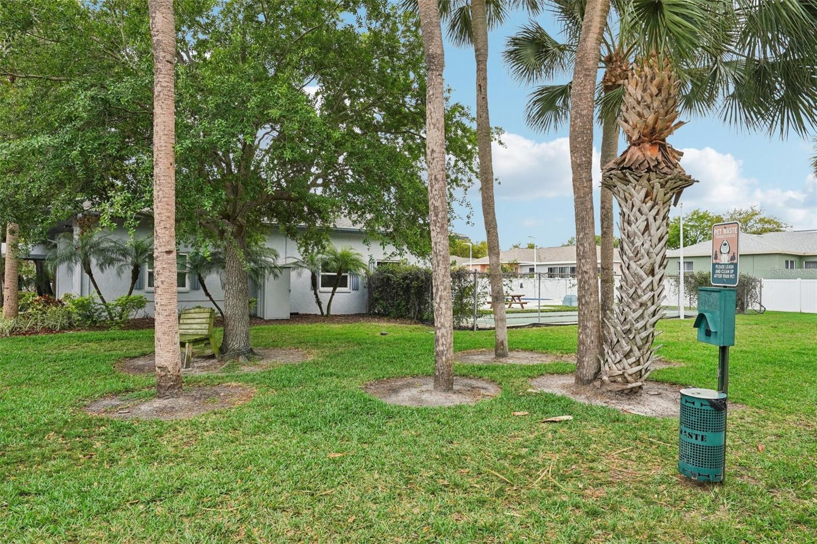 SANDALWOOD THE CONDO - Residential