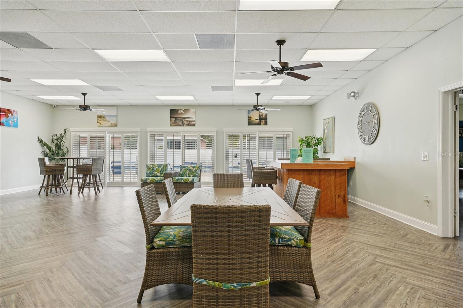 SANDALWOOD THE CONDO - Residential