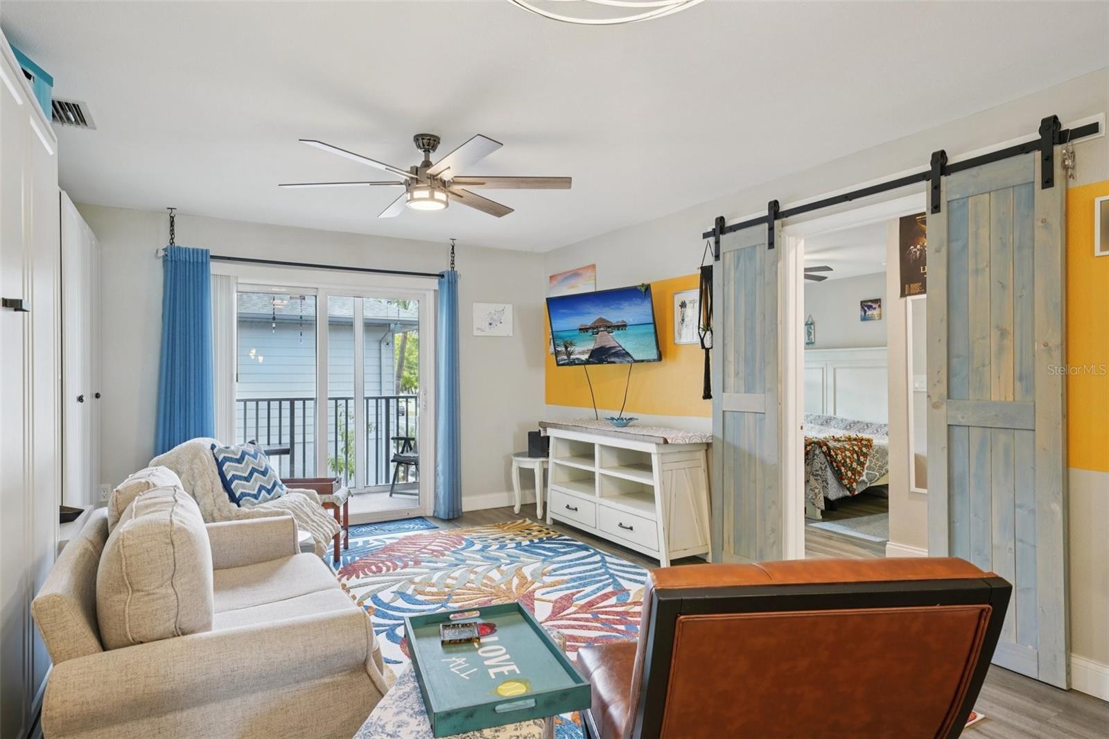 SANDALWOOD THE CONDO - Residential