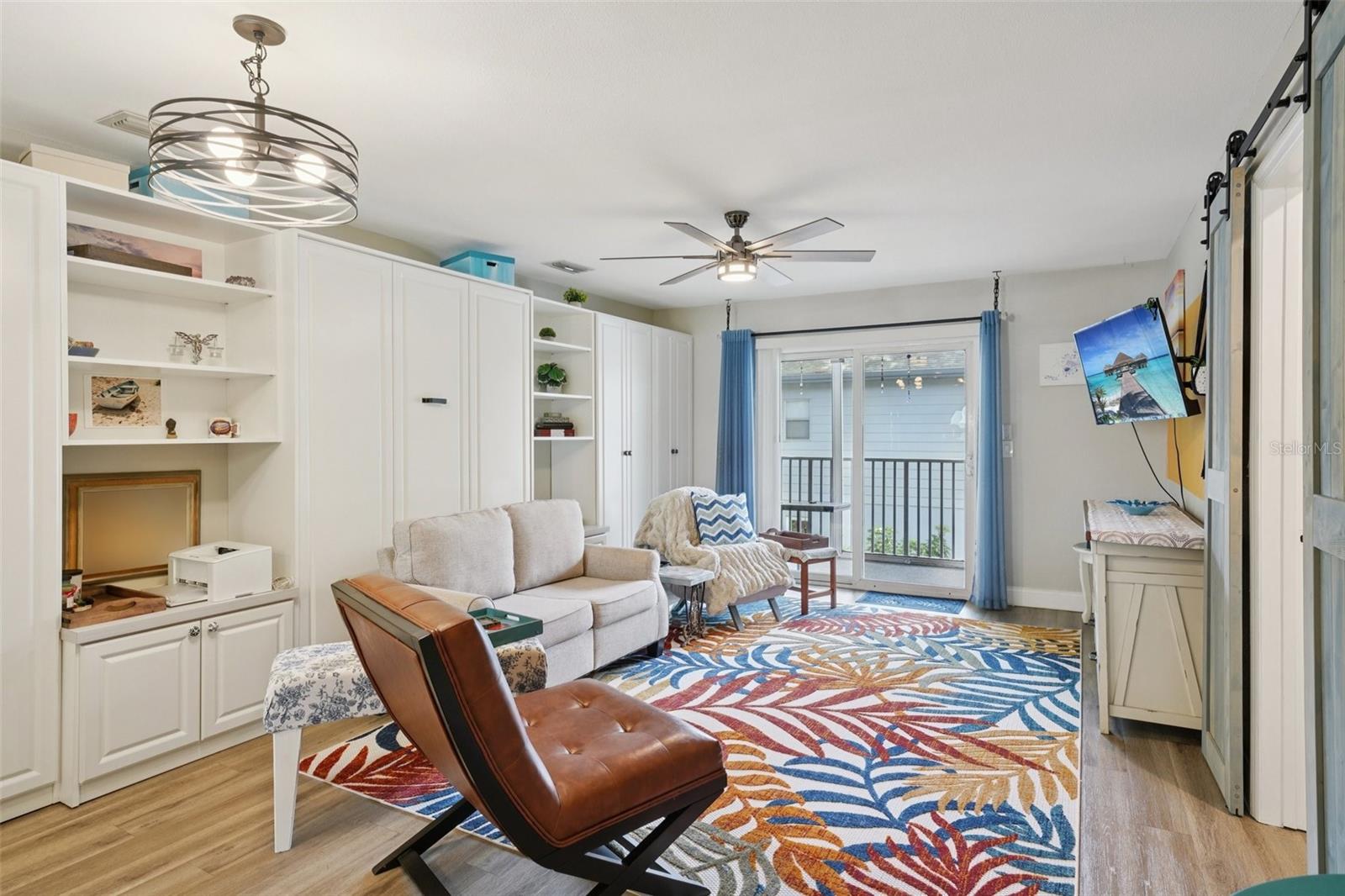 SANDALWOOD THE CONDO - Residential