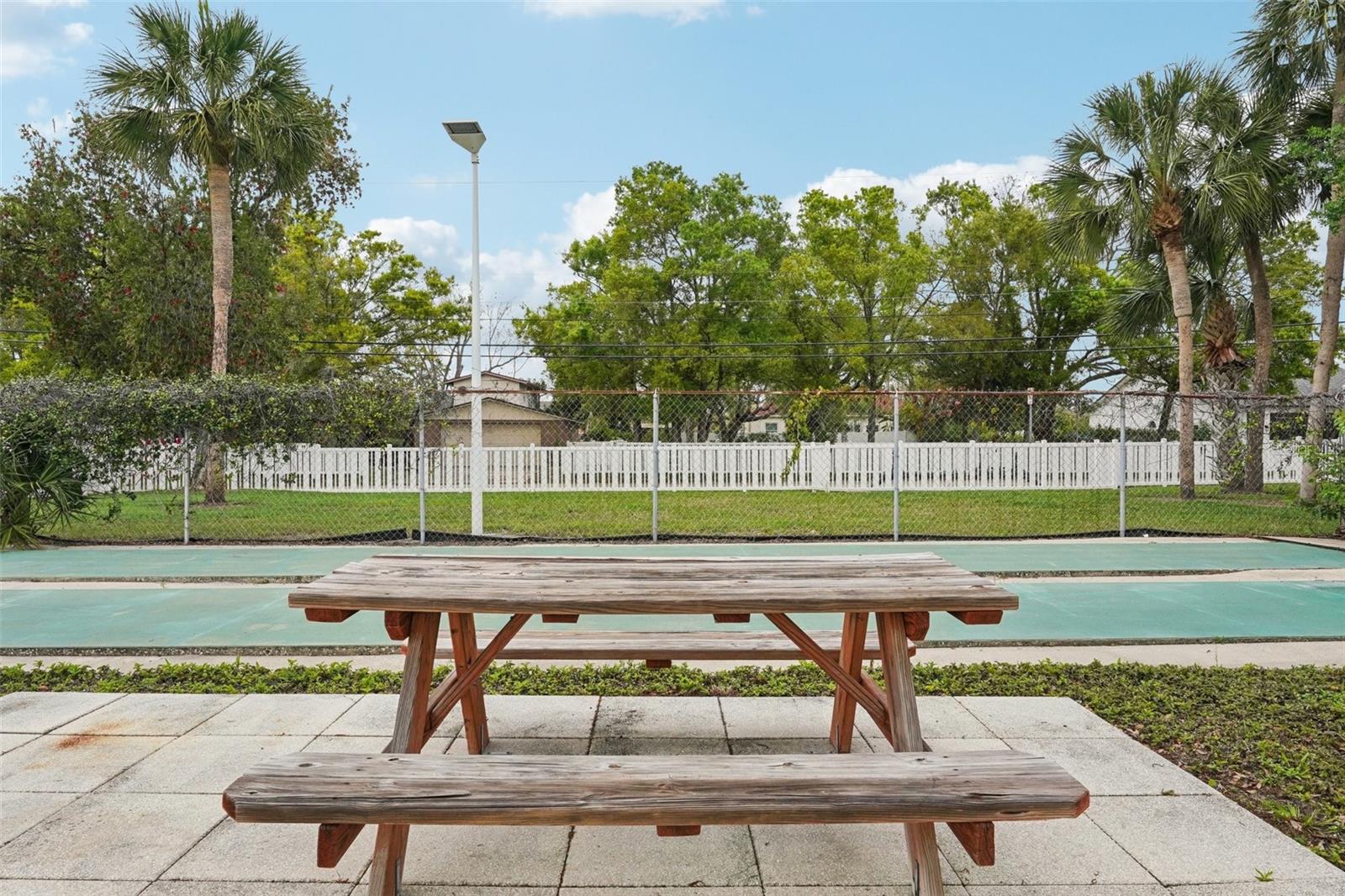 SANDALWOOD THE CONDO - Residential