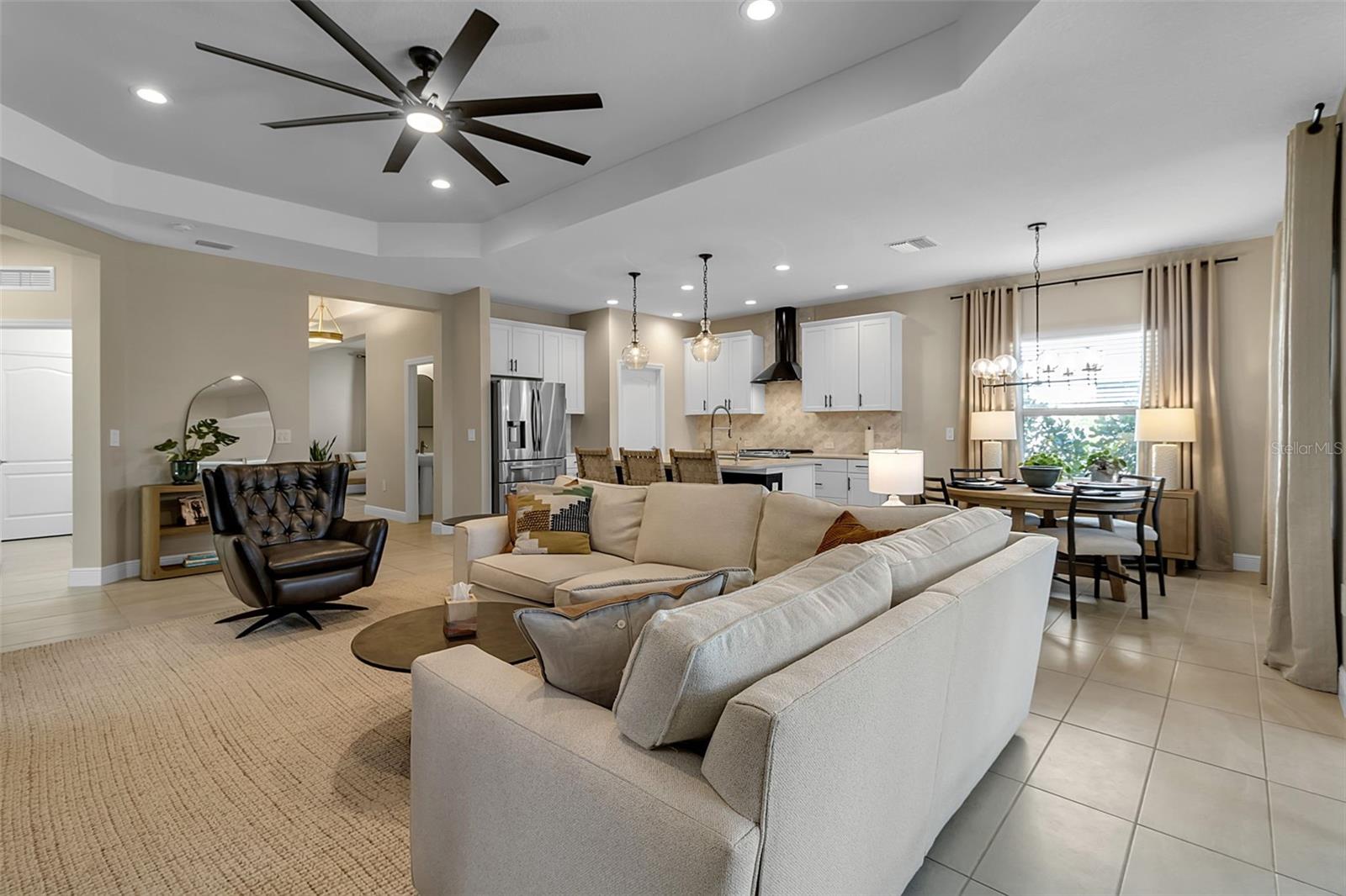 WINDWARD AT LAKEWOOD RANCH - Residential