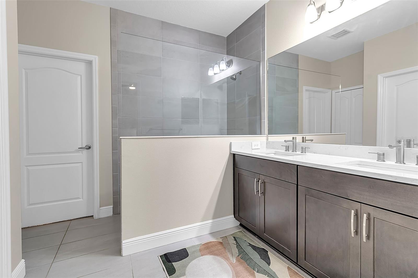 WINDWARD AT LAKEWOOD RANCH - Residential