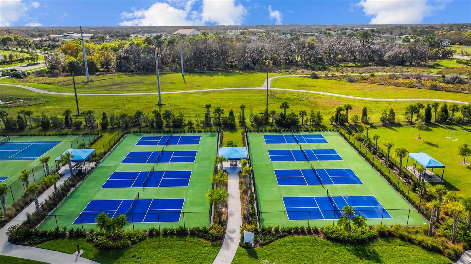 WINDWARD AT LAKEWOOD RANCH - Residential