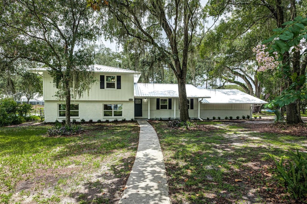 Photo of 7520 Havenwood Drive, Lakeland, FL 33810 (MLS # L4963237)