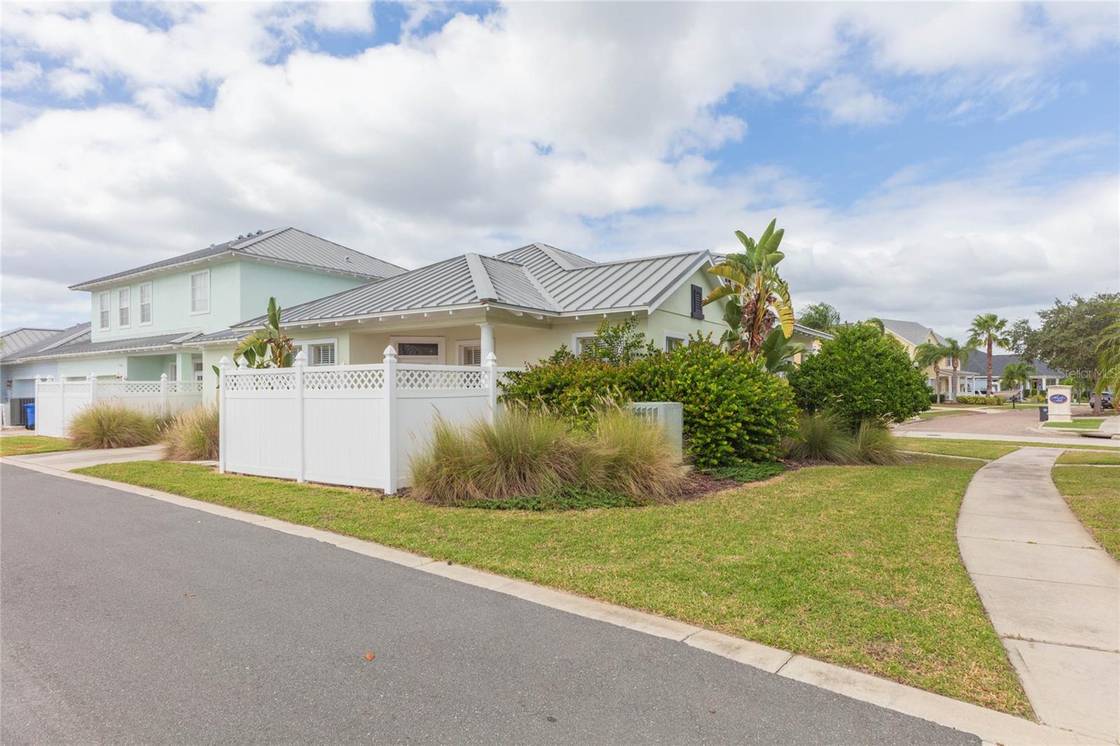 320 IBISVIEW LANE, APOLLO BEACH, FL, 33572 3 320 IBISVIEW LANE