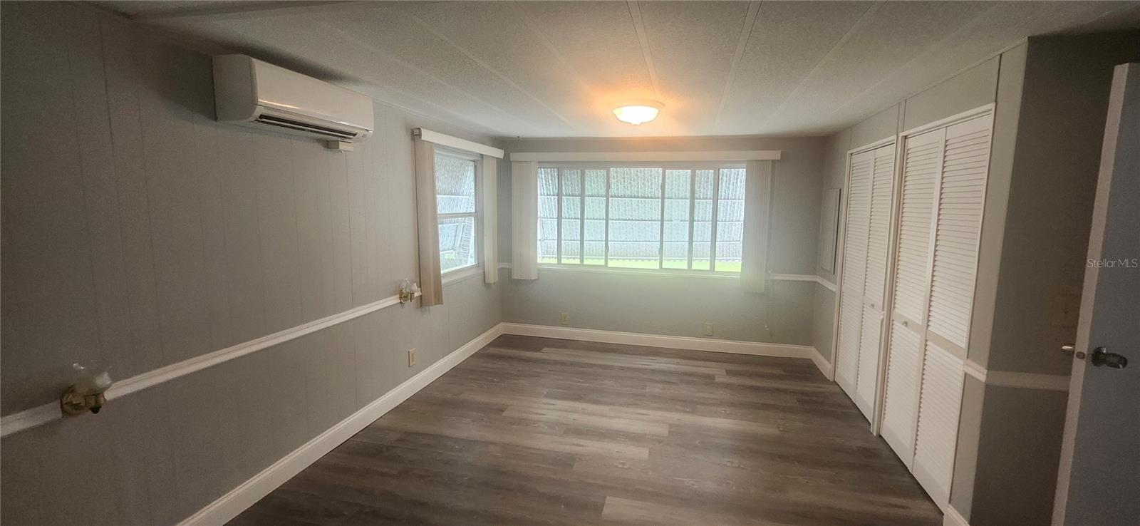 SENATE MANOR UNREC - Residential