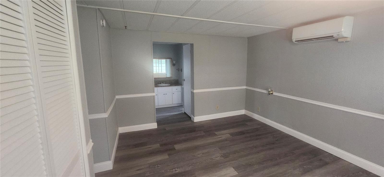 SENATE MANOR UNREC - Residential