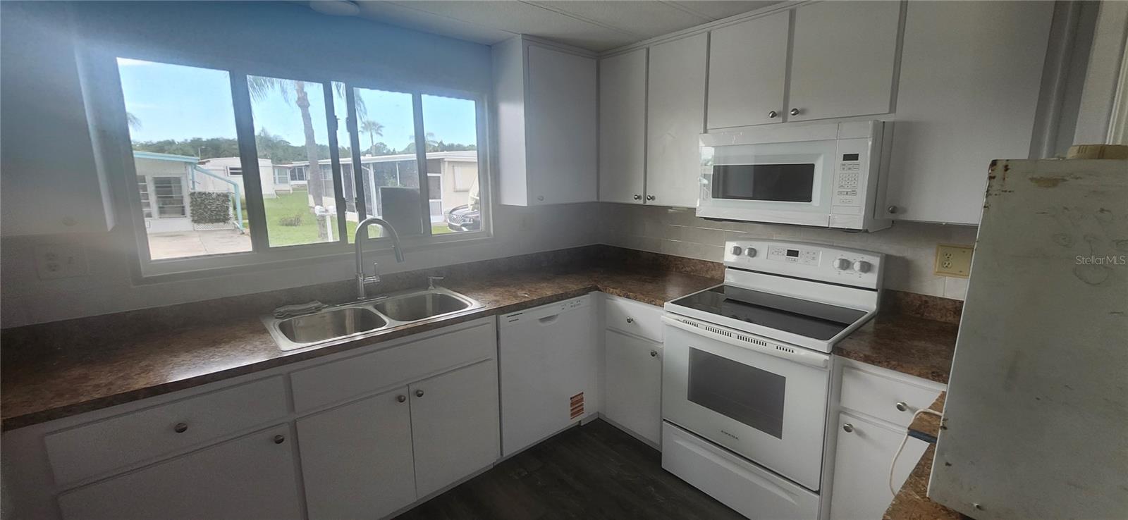 SENATE MANOR UNREC - Residential