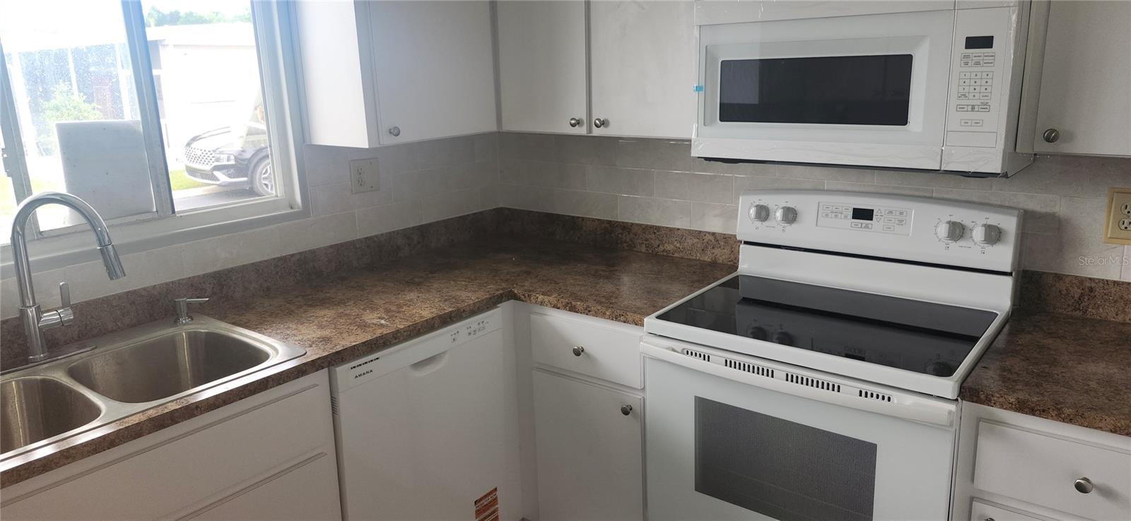 SENATE MANOR UNREC - Residential