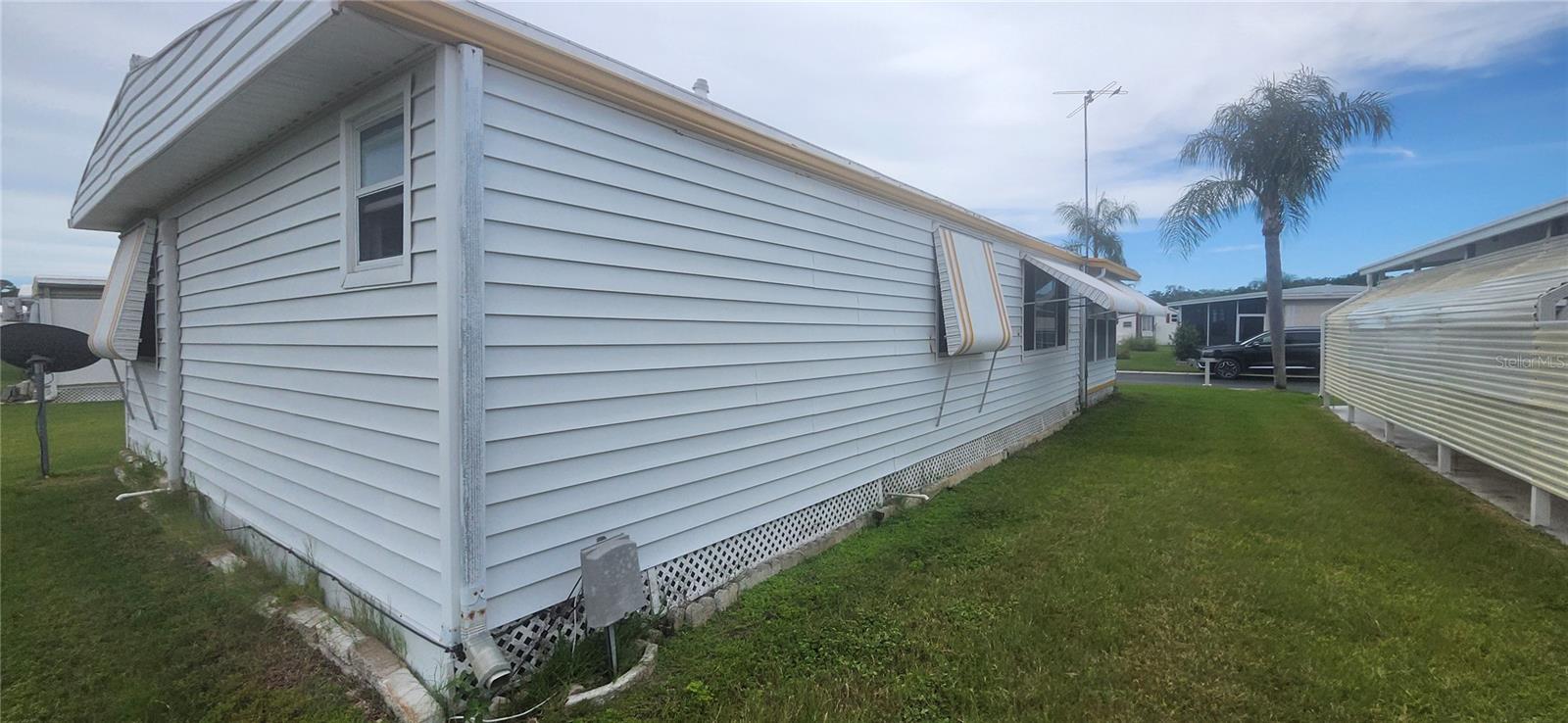 SENATE MANOR UNREC - Residential