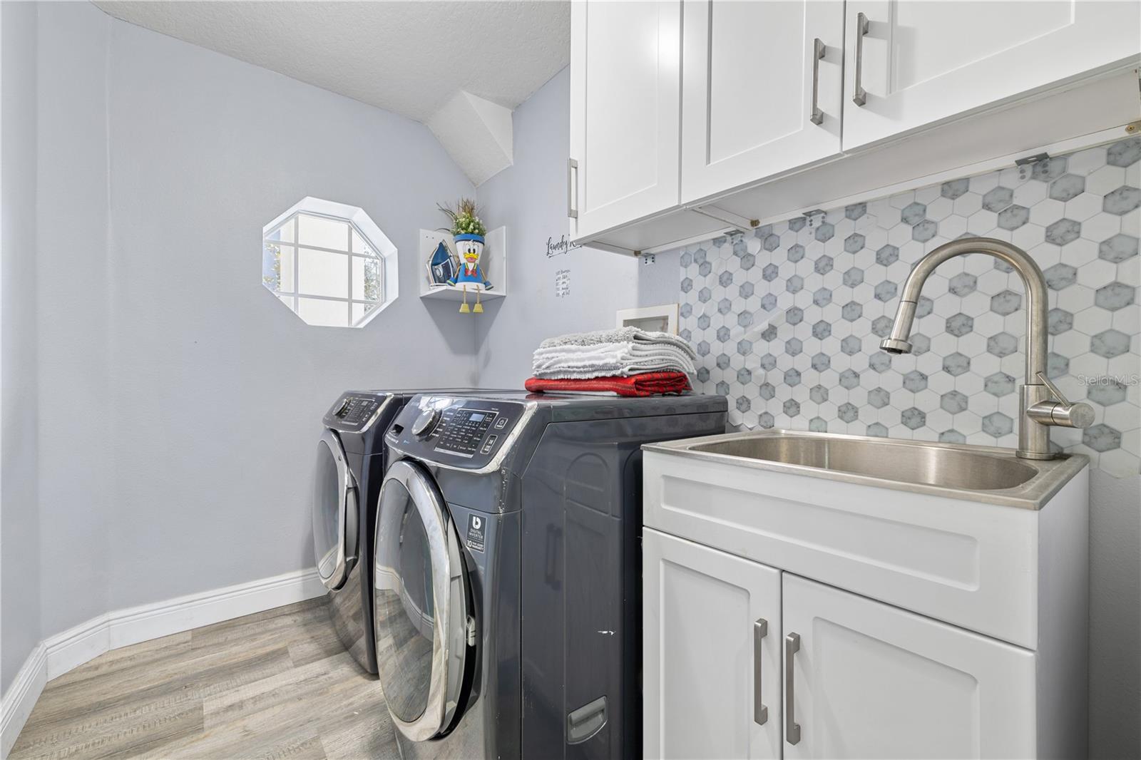 STONEYBROOK WEST - Residential