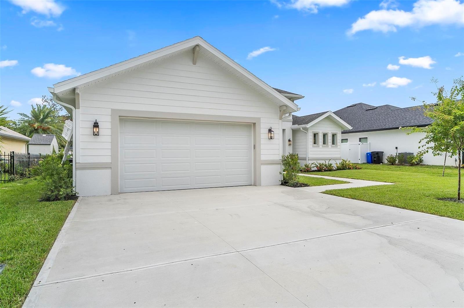 7 CRANDON COURT