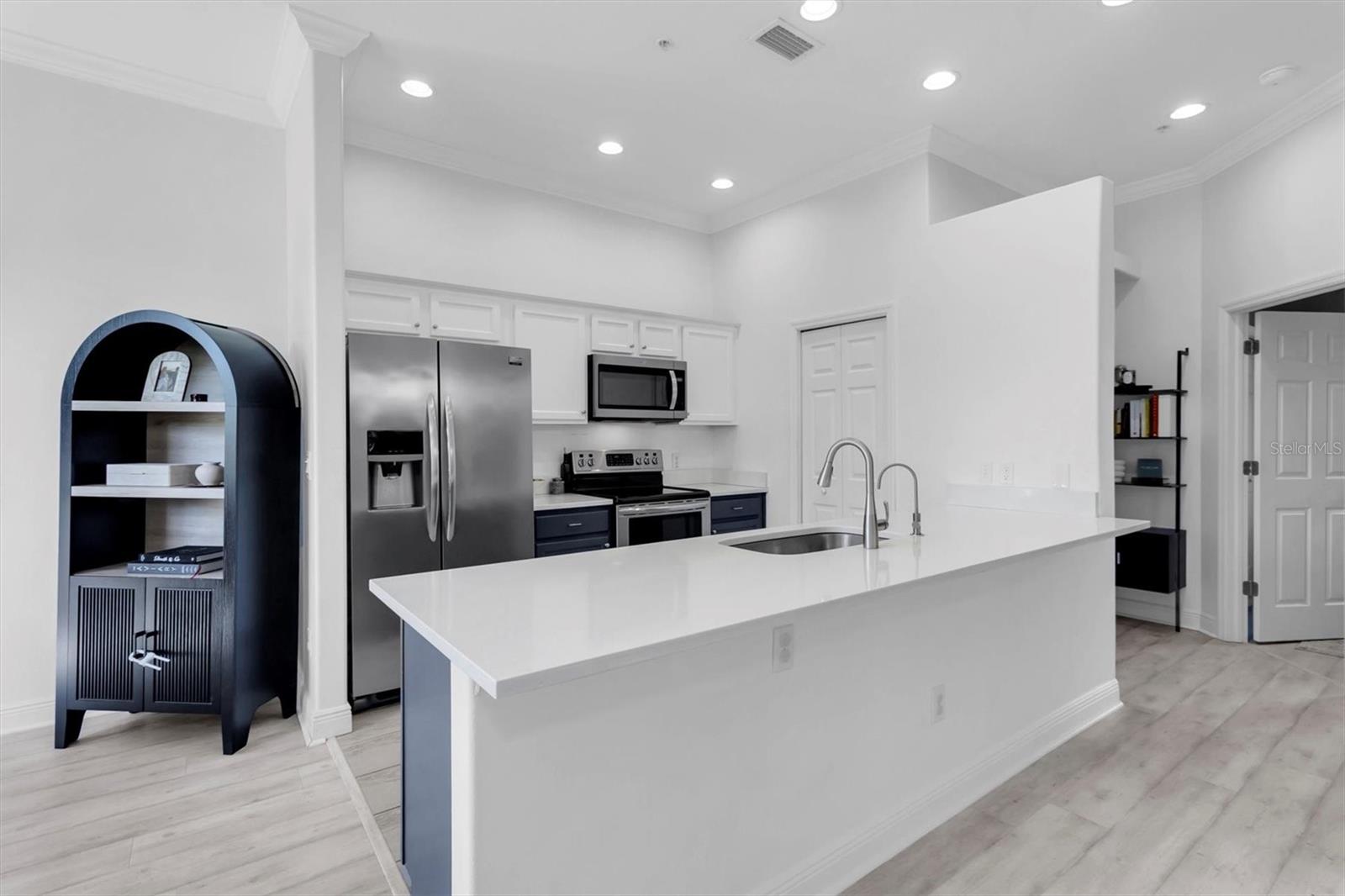 BAYOU VILLAGE - Residential