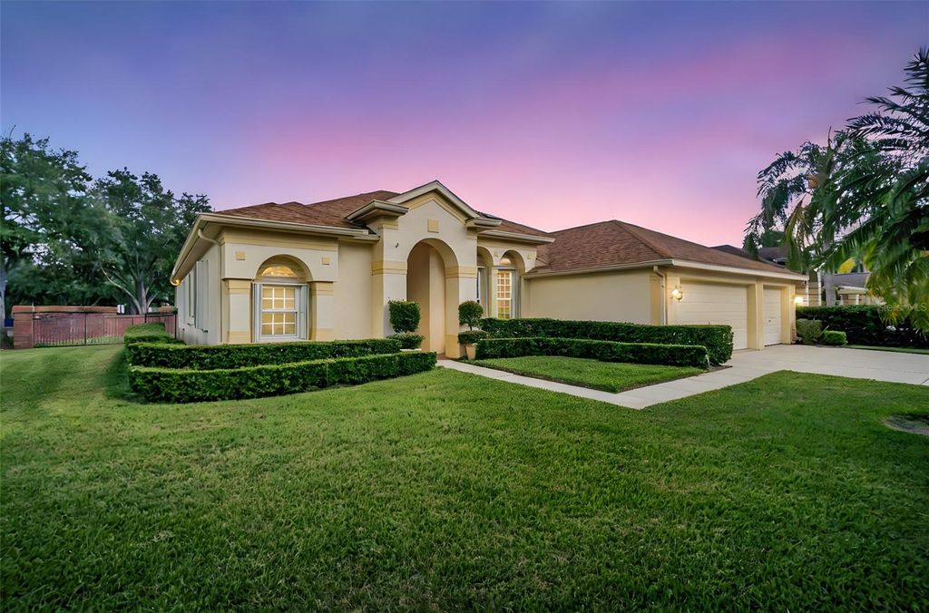 Photo of 12302 Seabrook Drive, Tampa, FL 33626 (MLS # TB8429947)