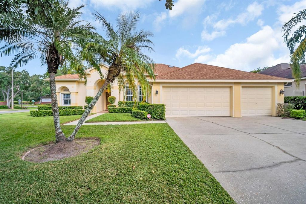 Photo of 12302 Seabrook Drive, Tampa, FL 33626 (MLS # TB8429947)