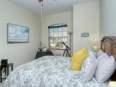 MIRAMAR LAGOONS AT LAKEWOOD RANCH II - Residential Lease