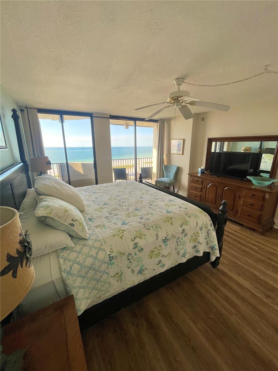 LIGHTHOUSE TOWERS CONDO - Residential Lease