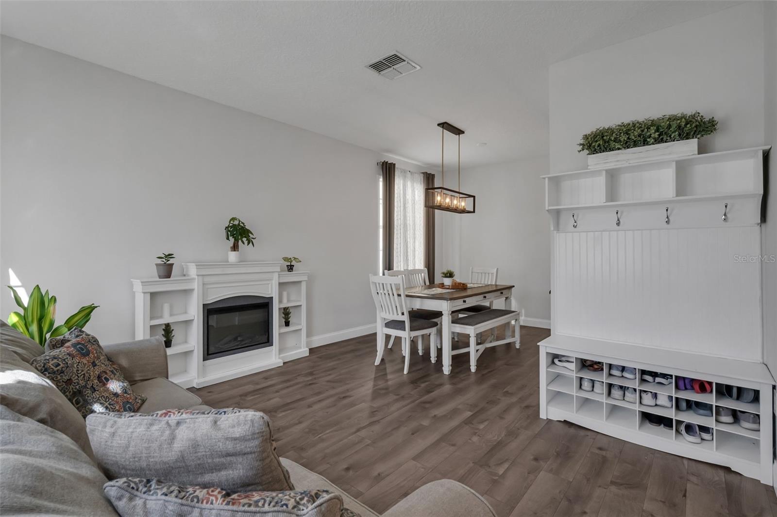 MIRABELLA - Residential