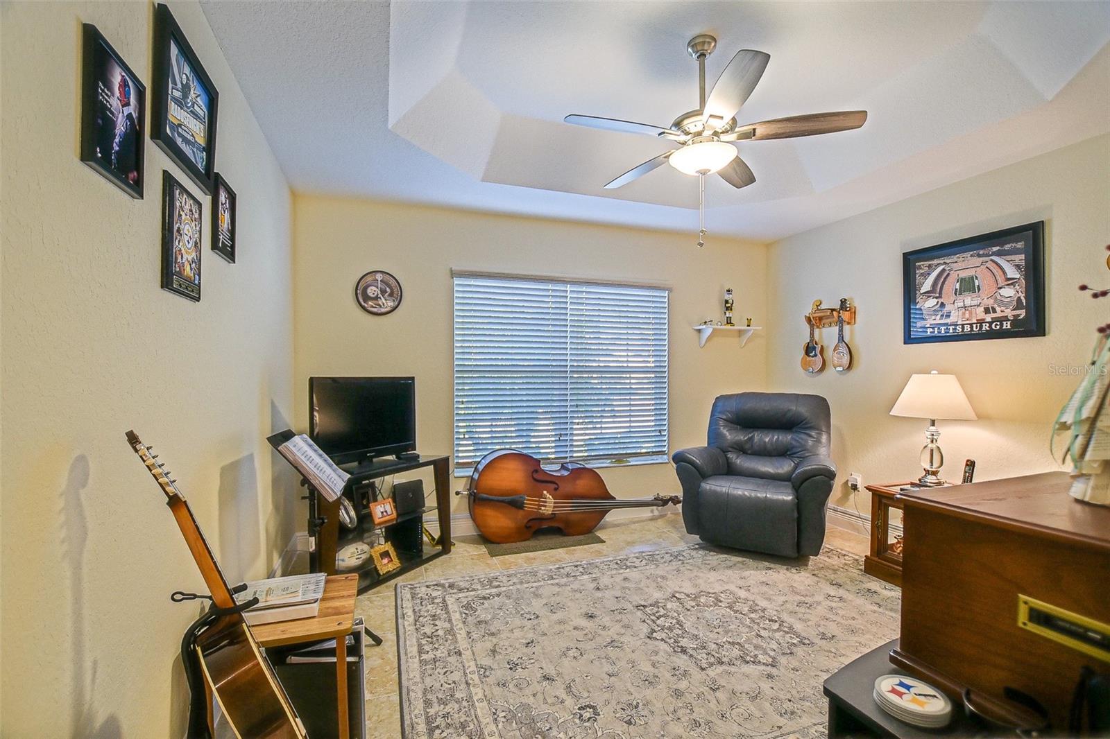 LAKESIDE LANDINGS - Residential