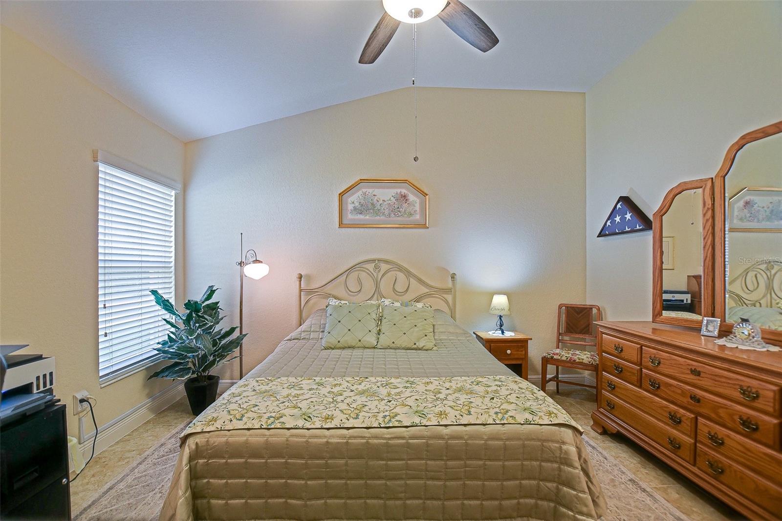 LAKESIDE LANDINGS - Residential