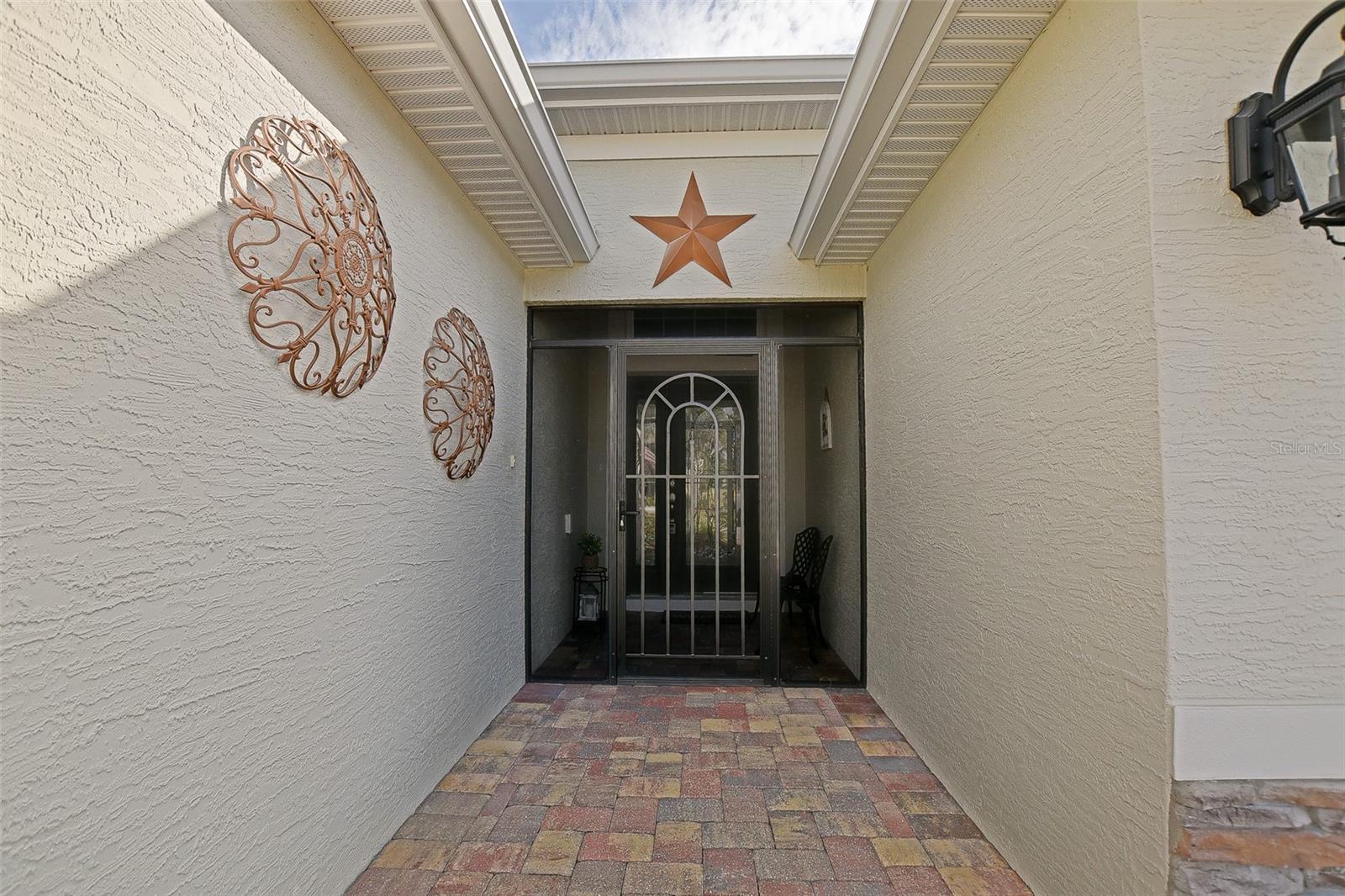 LAKESIDE LANDINGS - Residential