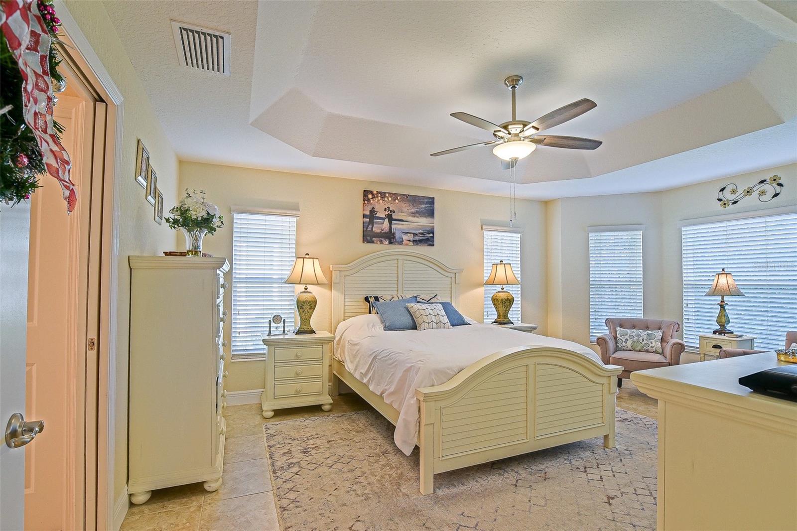 LAKESIDE LANDINGS - Residential