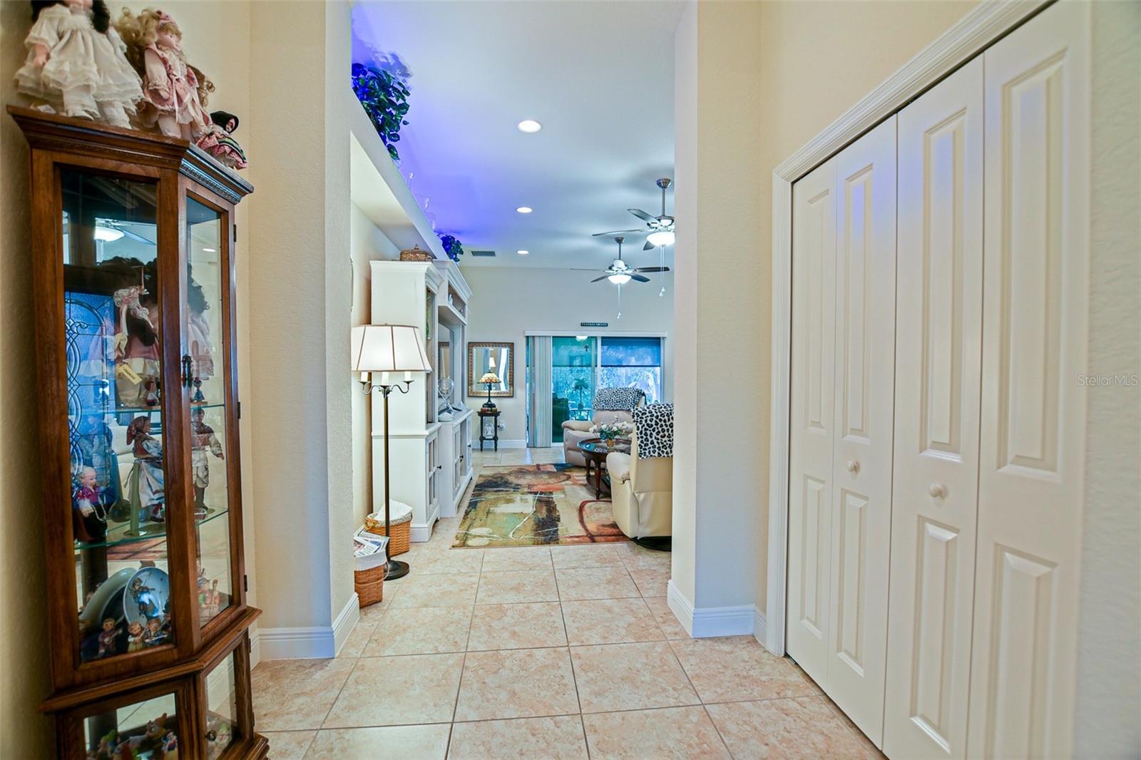 LAKESIDE LANDINGS - Residential