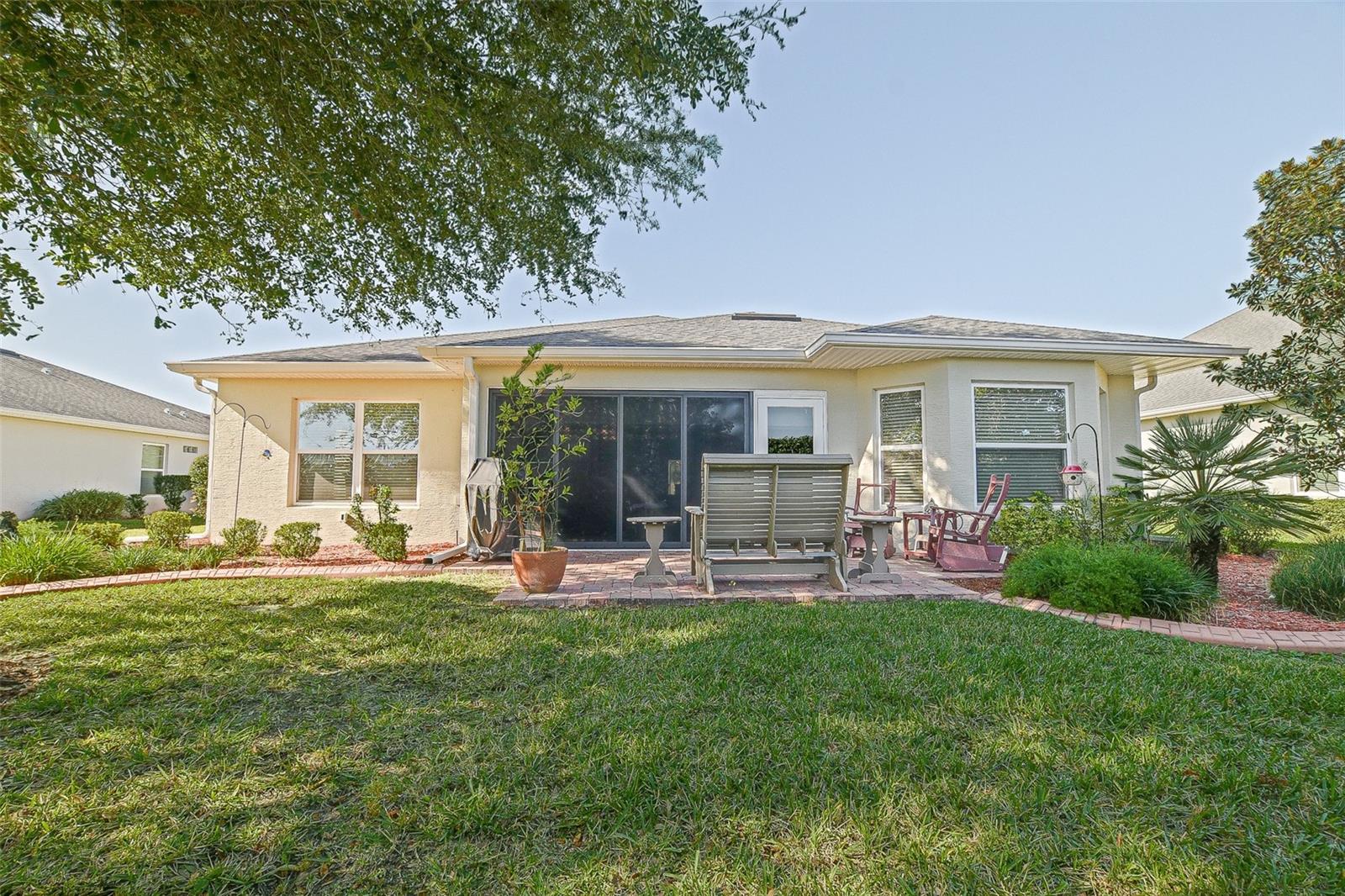 LAKESIDE LANDINGS - Residential