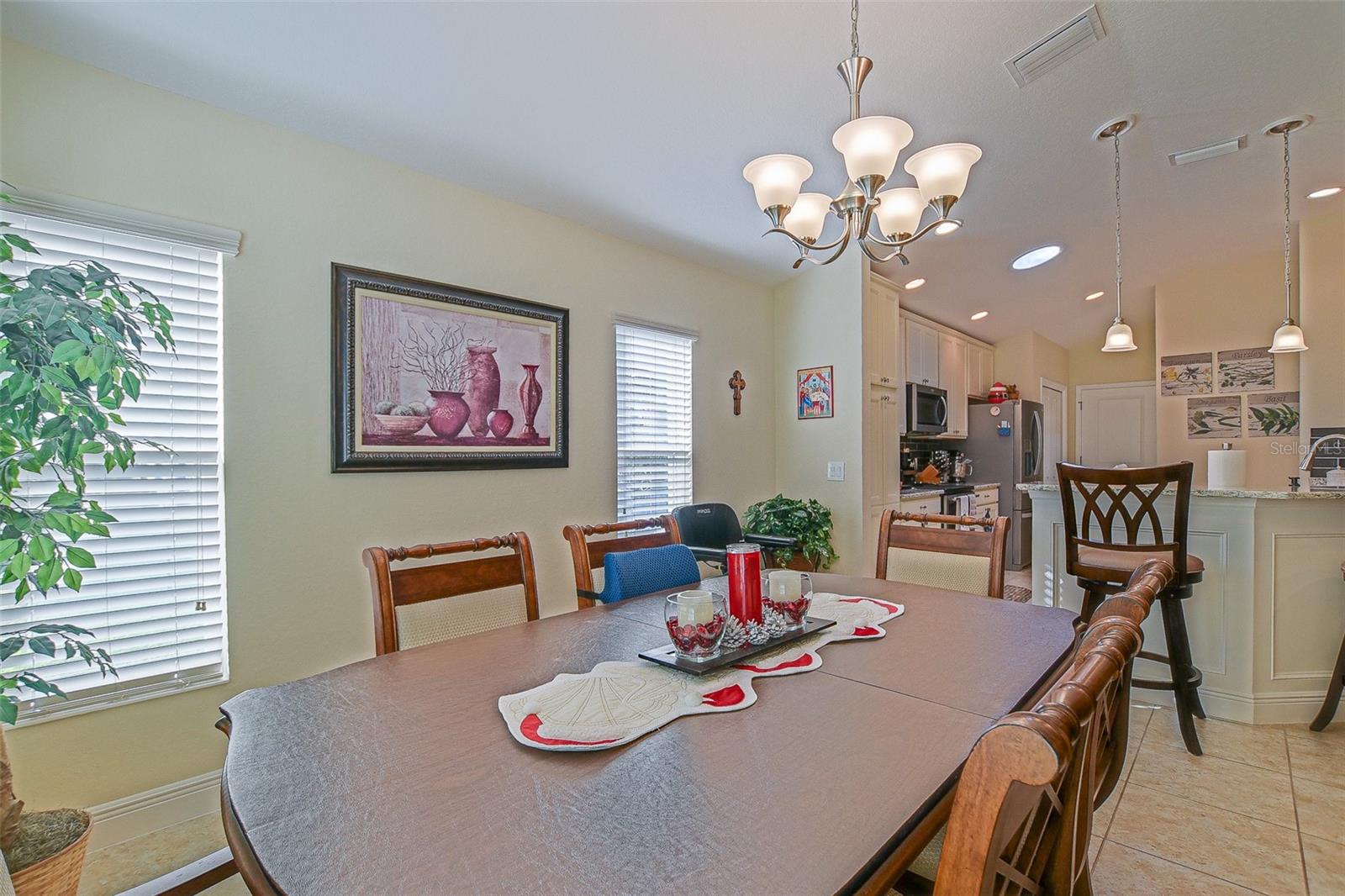 LAKESIDE LANDINGS - Residential