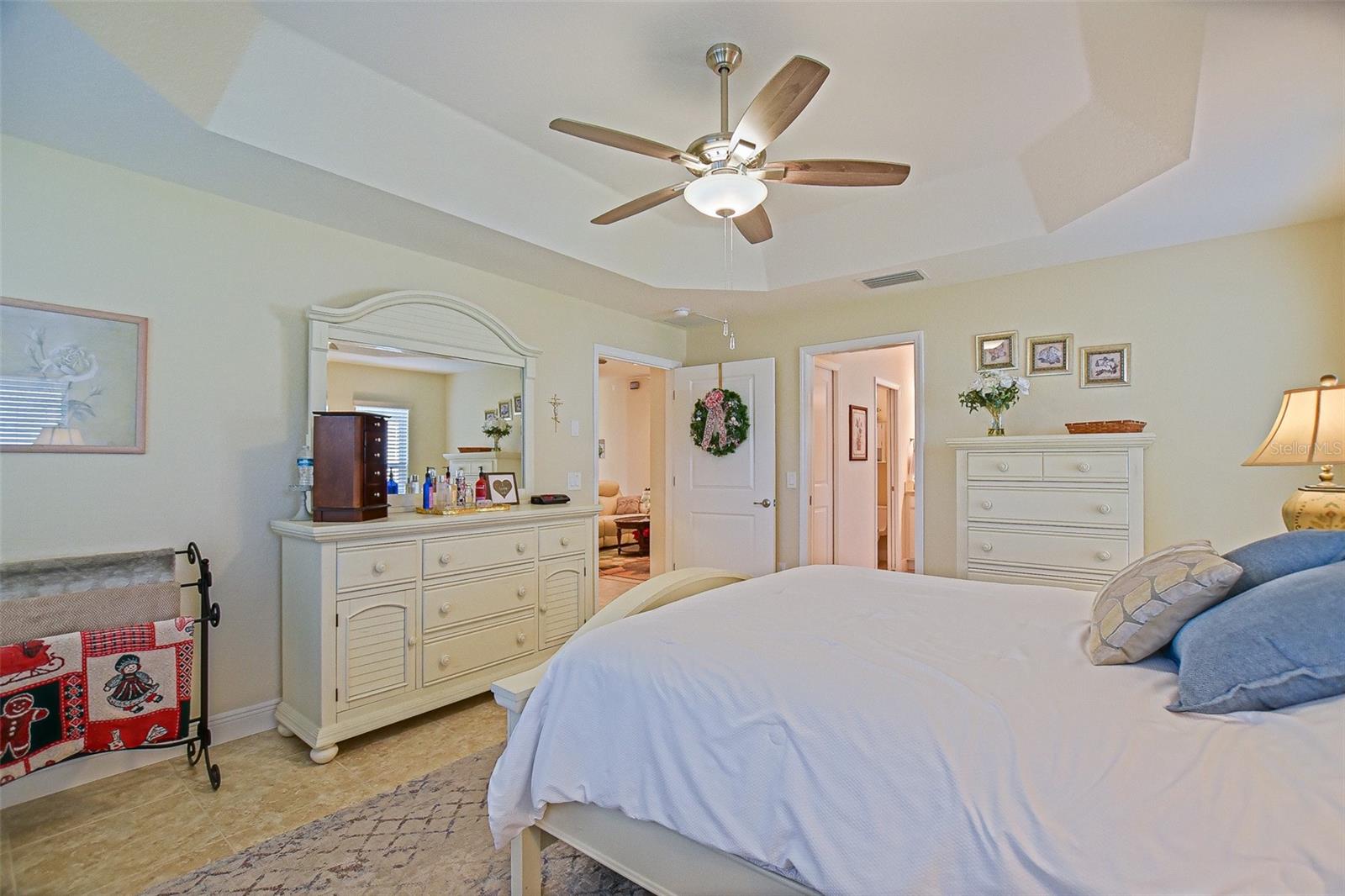 LAKESIDE LANDINGS - Residential