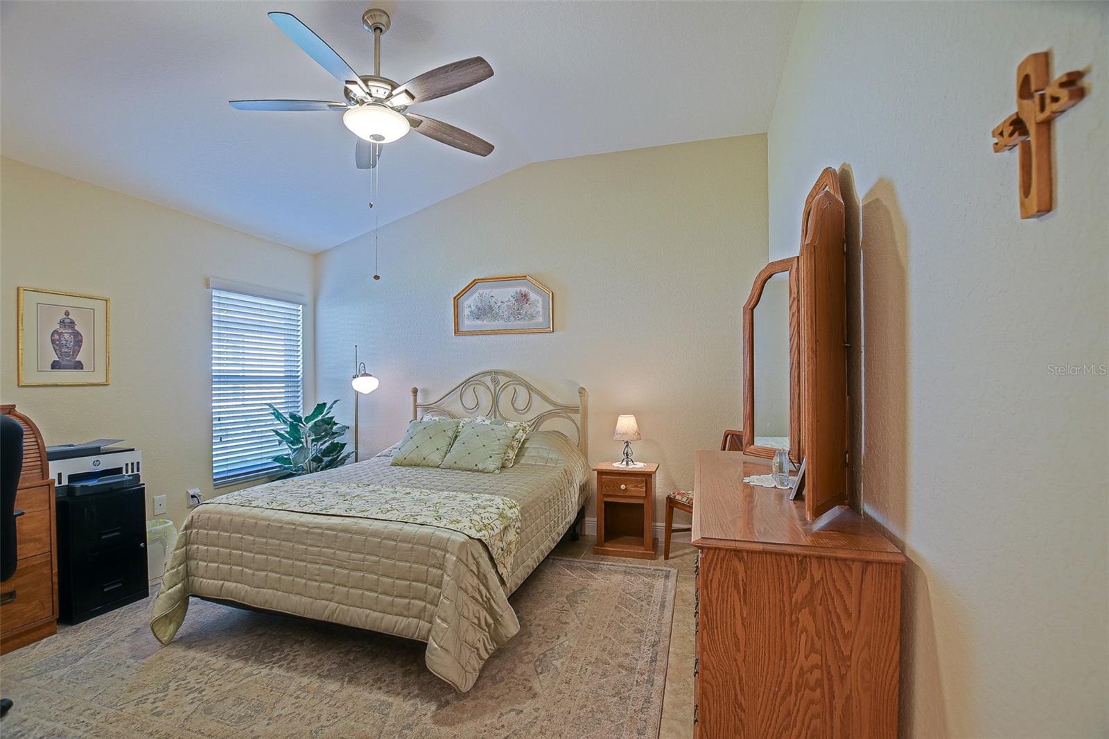 LAKESIDE LANDINGS - Residential