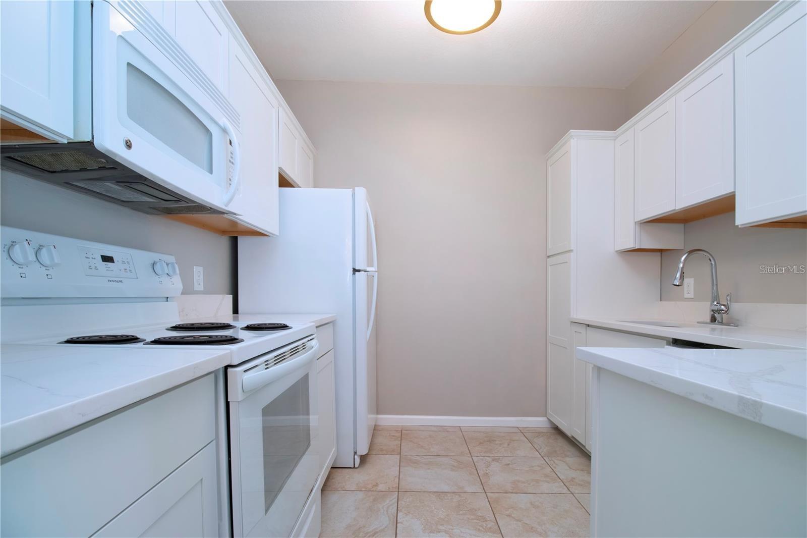 THE PALMS OF CORTEZ - Residential