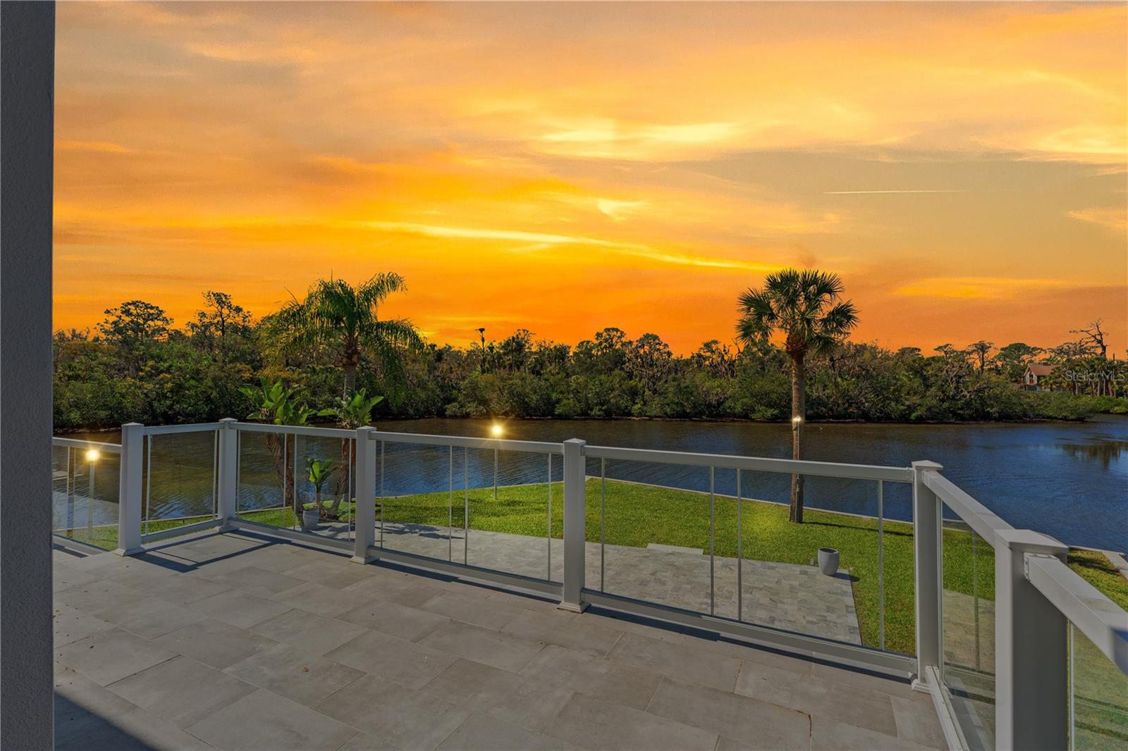 7049 PENINSULAR DRIVE