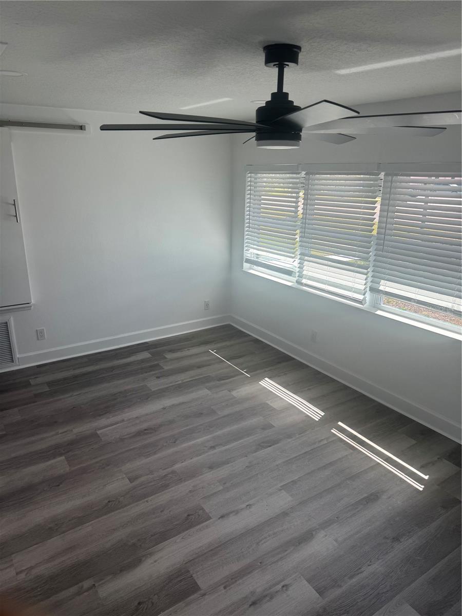 RIDGEWOOD TERRACE - Residential Income