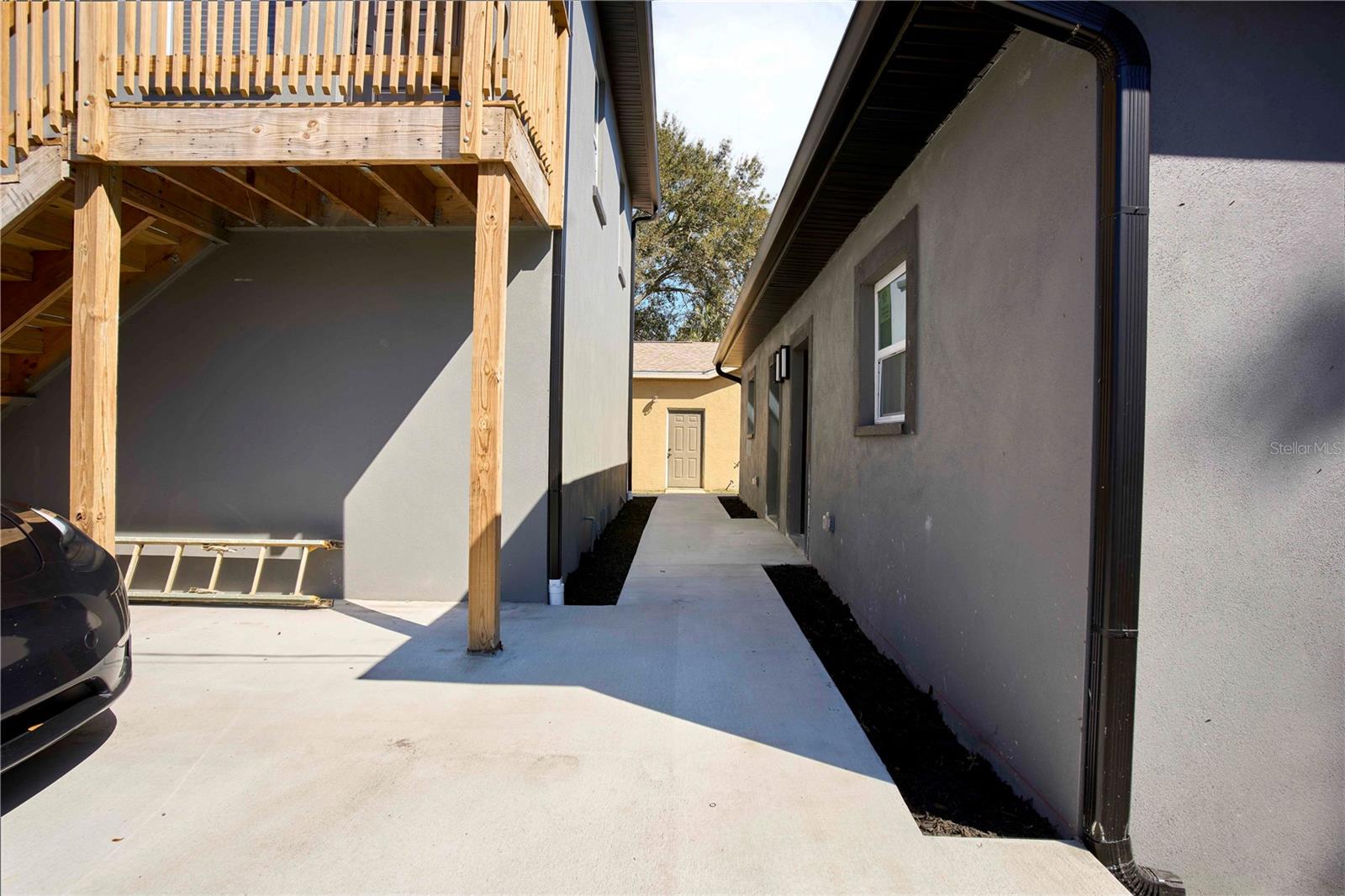 RIDGEWOOD TERRACE - Residential Income