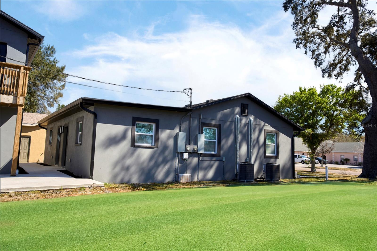 RIDGEWOOD TERRACE - Residential Income