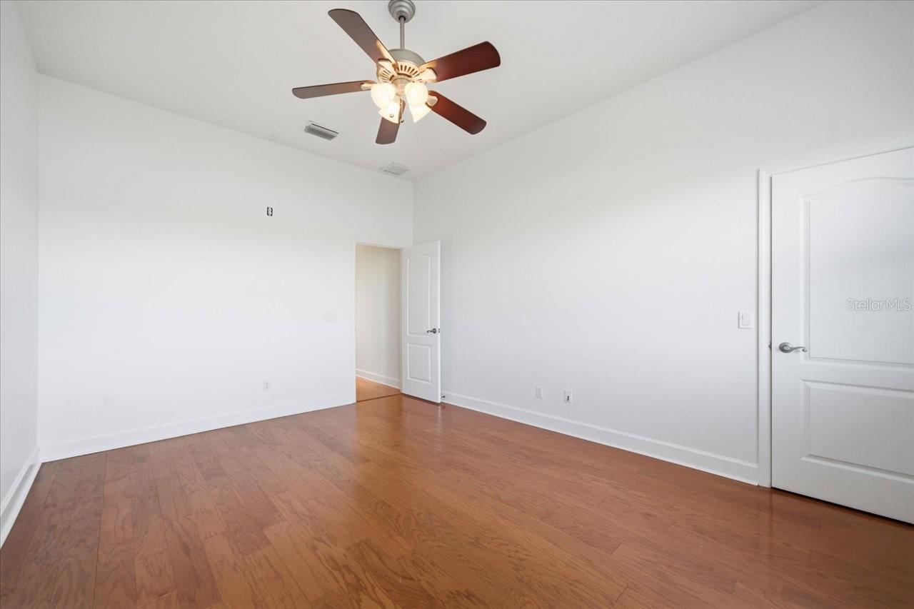 CHEVAL POLO & GOLF CL PHAS - Residential