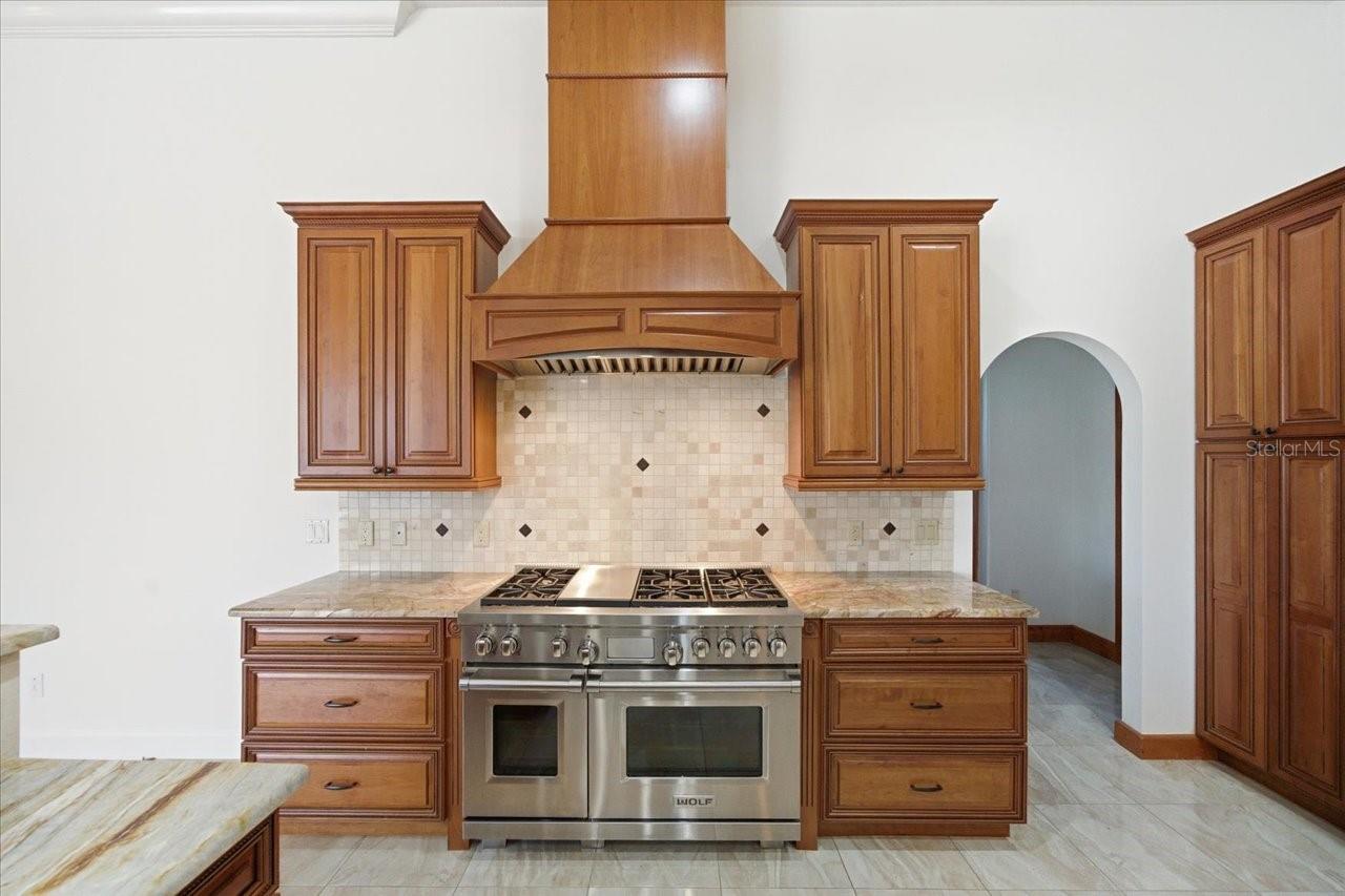 CHEVAL POLO & GOLF CL PHAS - Residential