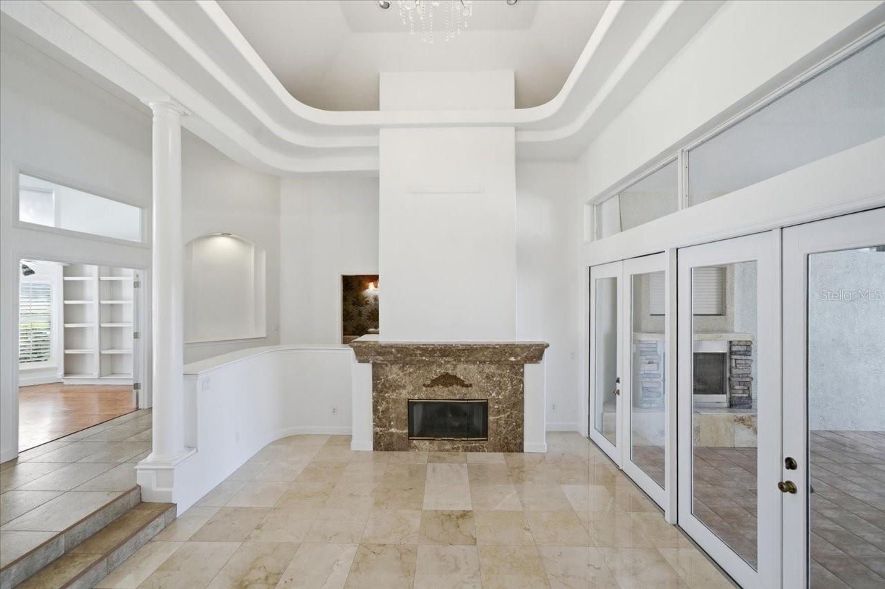 CHEVAL POLO & GOLF CL PHAS - Residential