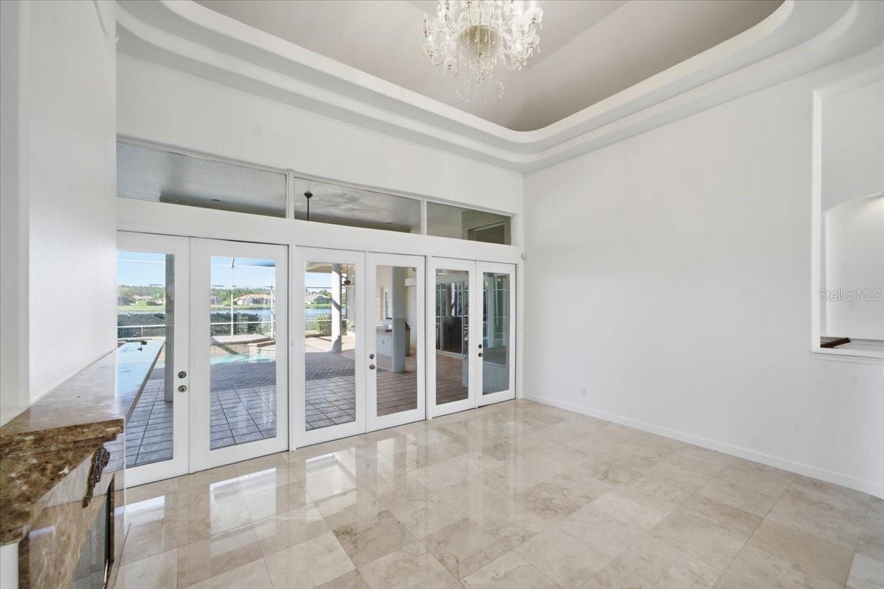 CHEVAL POLO & GOLF CL PHAS - Residential