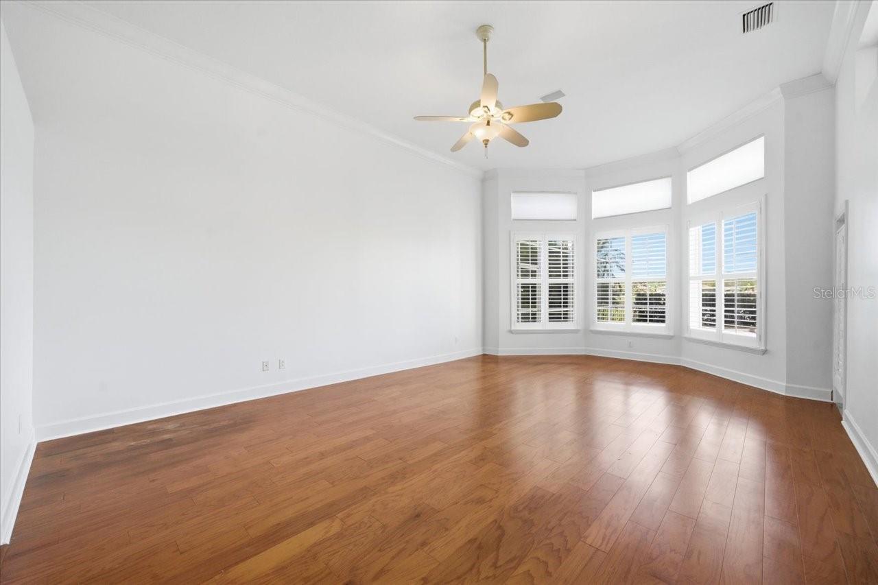 CHEVAL POLO & GOLF CL PHAS - Residential