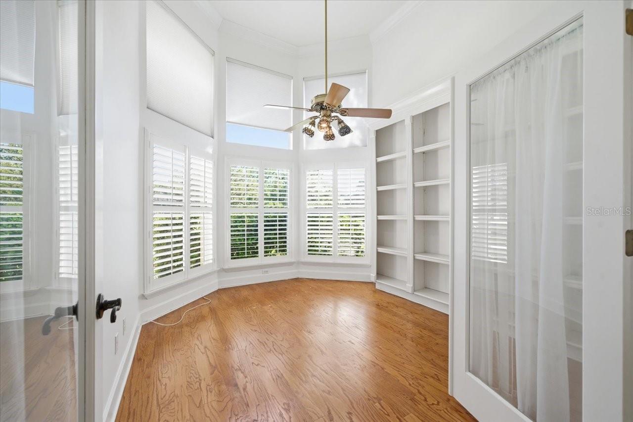 CHEVAL POLO & GOLF CL PHAS - Residential