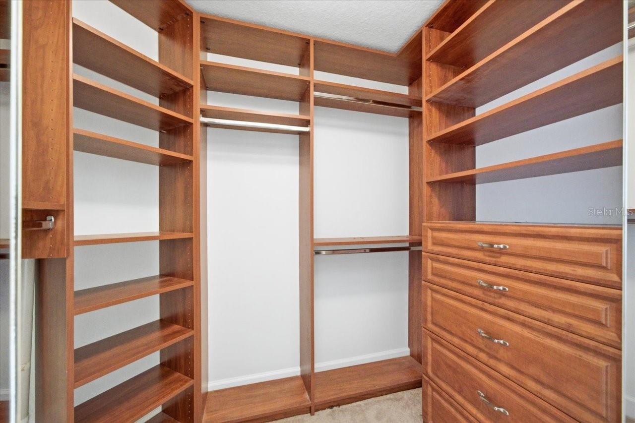 CHEVAL POLO & GOLF CL PHAS - Residential