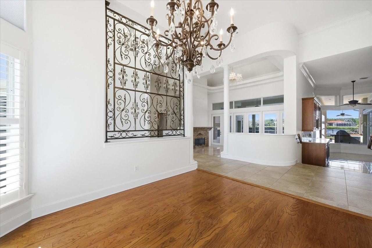 CHEVAL POLO & GOLF CL PHAS - Residential