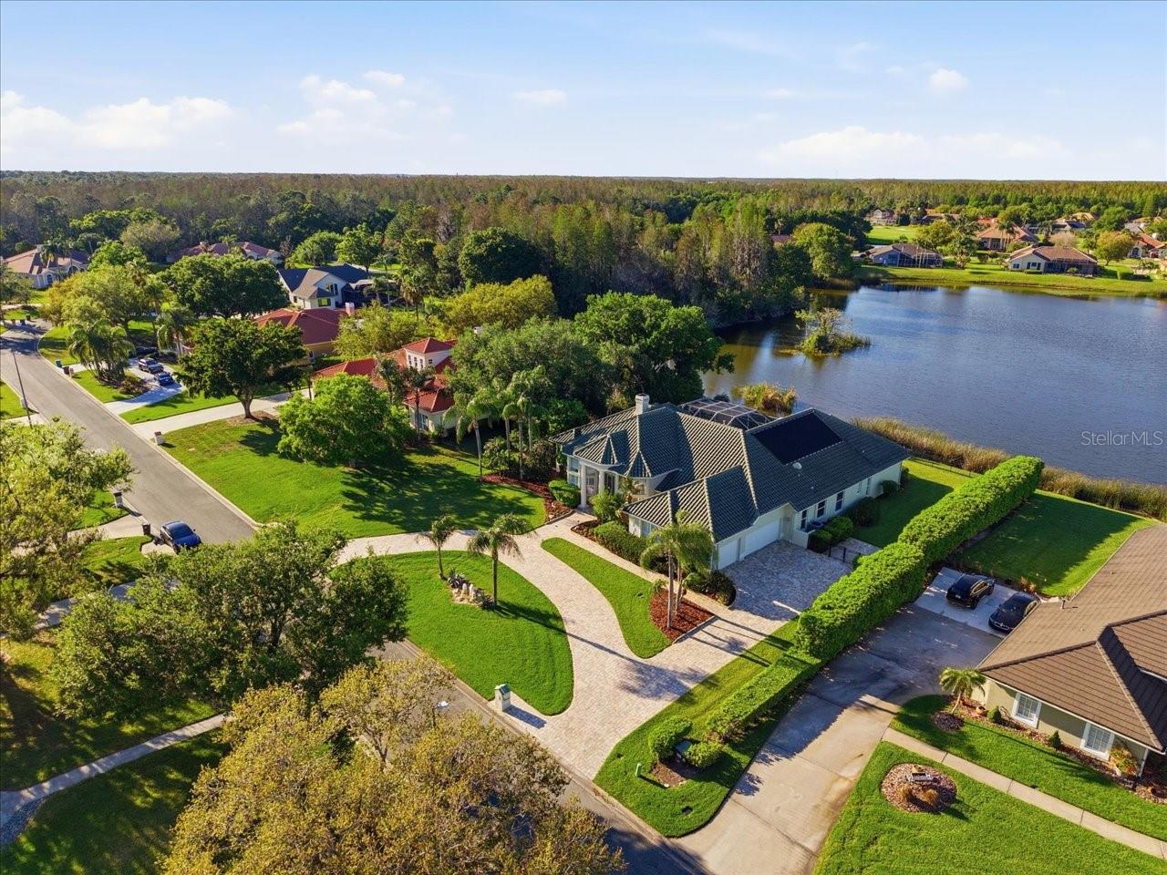 CHEVAL POLO & GOLF CL PHAS - Residential