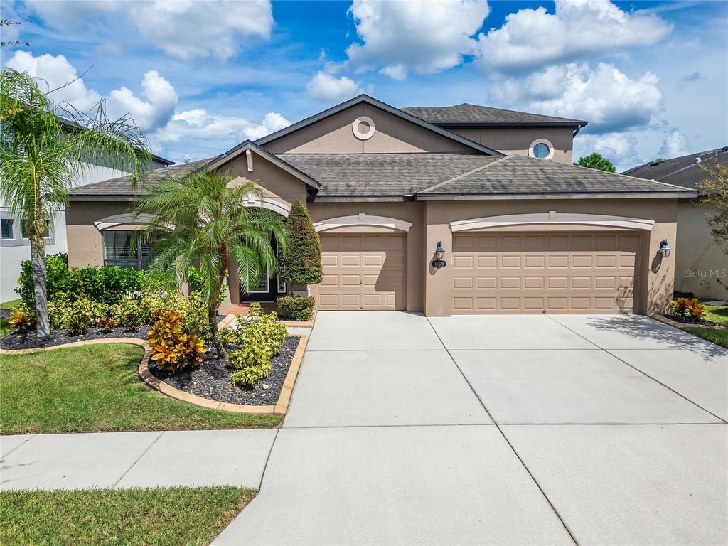 Photo of 11520 Scarlet Ibis Place, Riverview, FL 33569 (MLS # TB8553308)