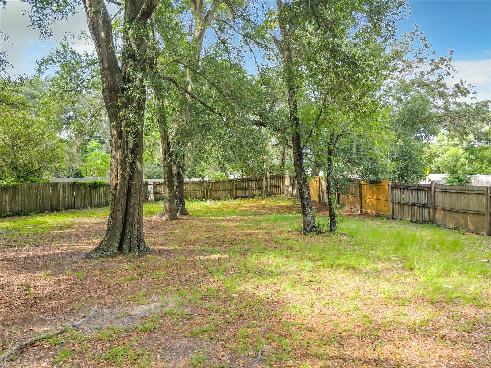 MAGNOLIA  VILLAGE UNIT 1 - Residential