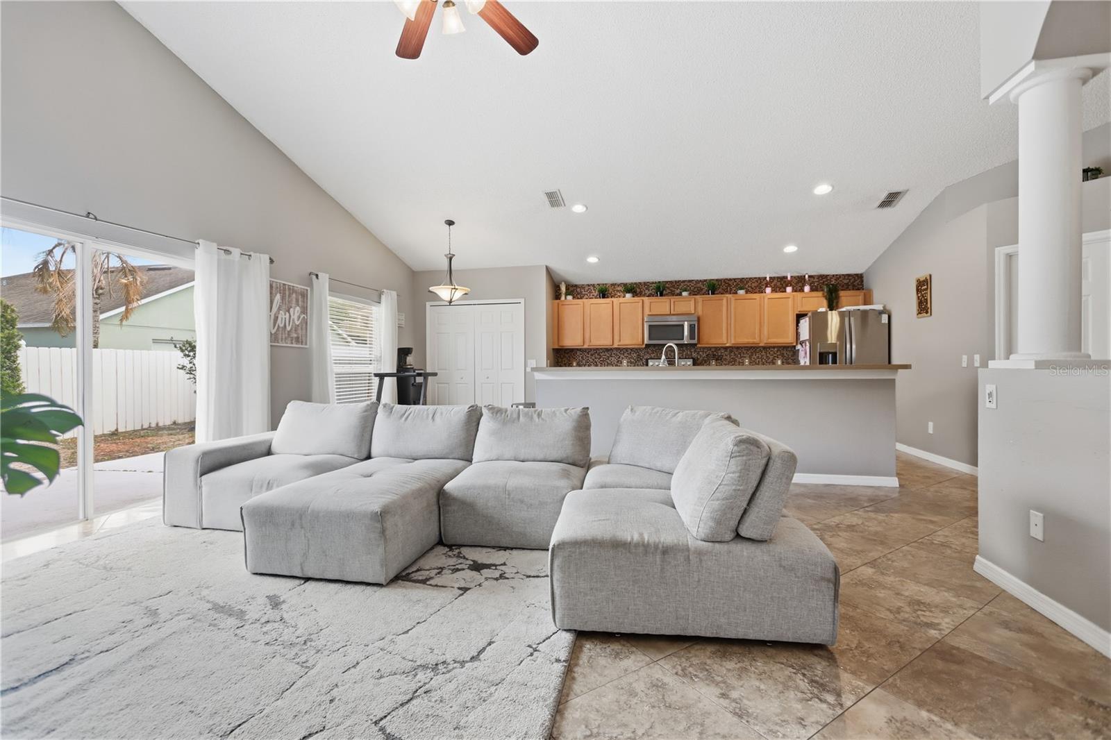 BLUE SPRINGS VILLAS - Residential